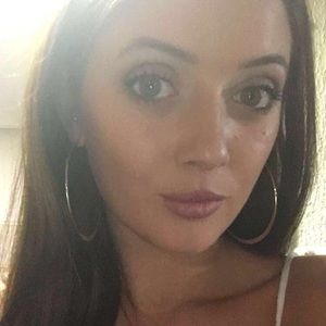 Meet your Posher, Siera